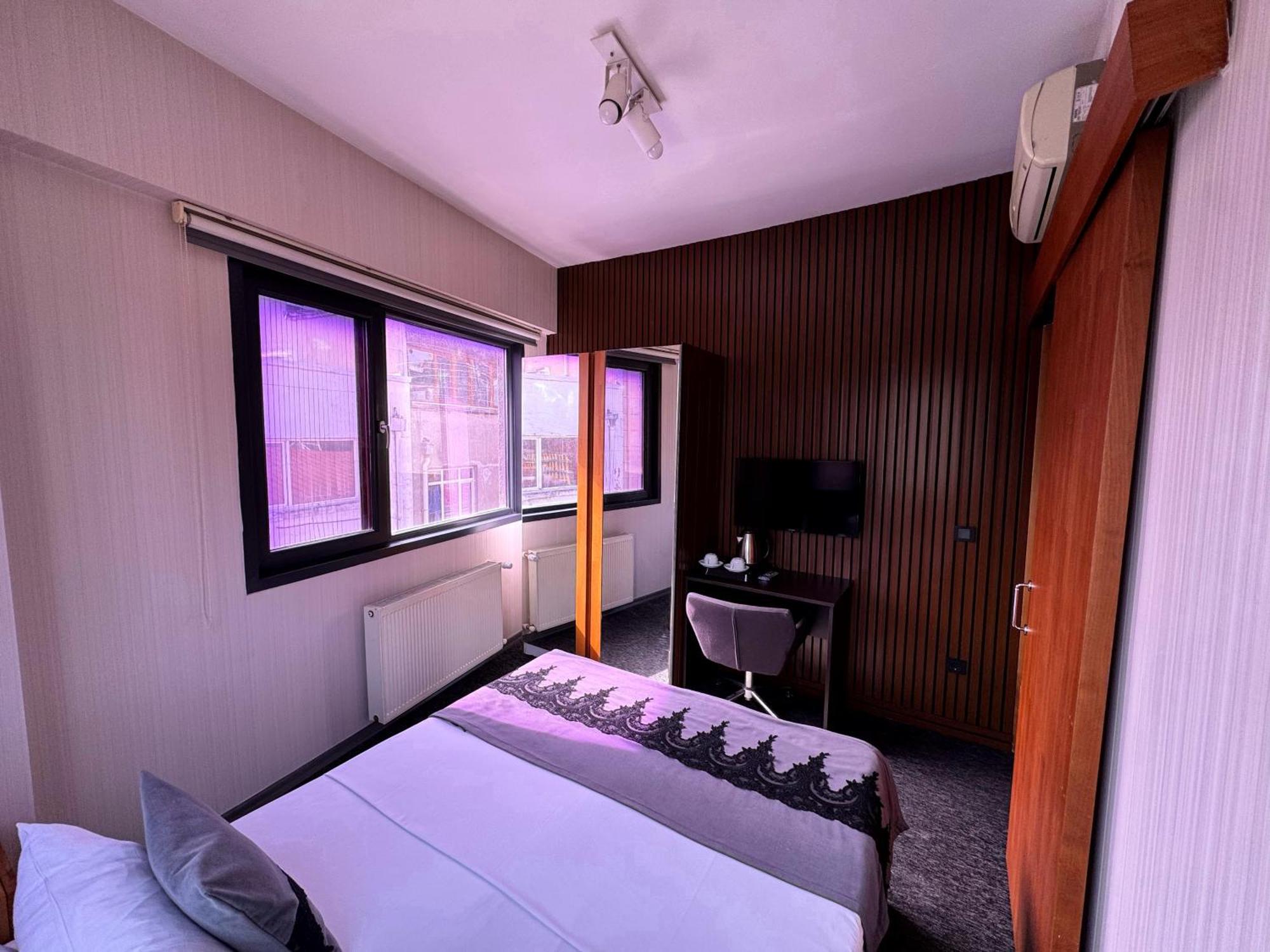 Black Art Otel Истанбул Екстериор снимка